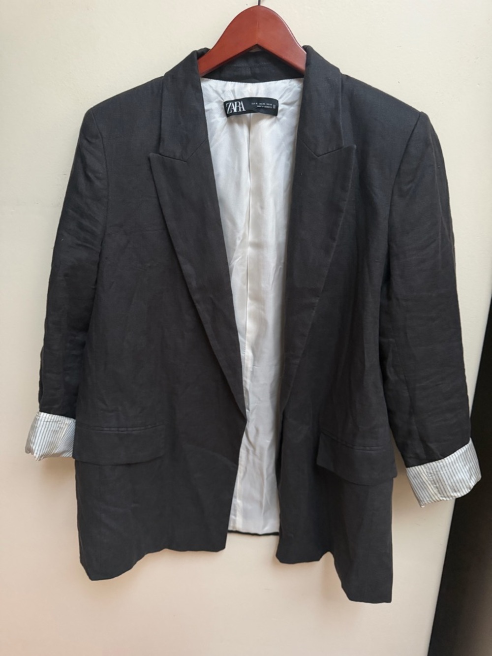 Zara Linen-Blend Relaxed Blazer with Contrasting Lining